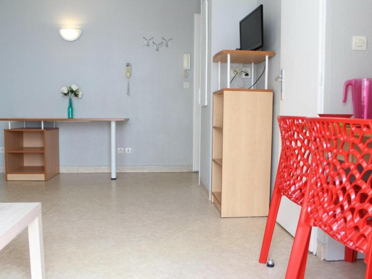 Appartement 2 Pieces Avec Balcon, Parking Et Piscine, La Rochelle - Fr-1-246-11 Eksteriør billede